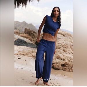 Free People Movement Hot Shot Crossover Set in Midnight Navy